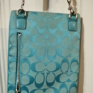 Adjustable Coach strap purse